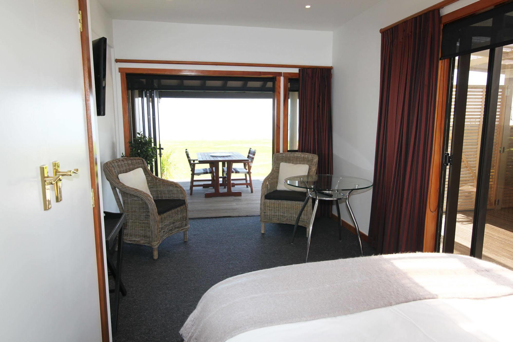 Te Puru Beach Lodge Luaran gambar