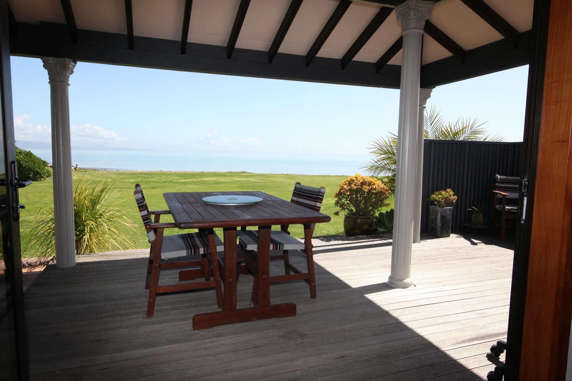Te Puru Beach Lodge Luaran gambar